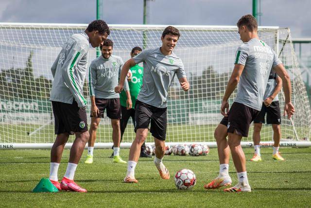 赔率:中国女篮再获强势让分 小组赛无需发力?